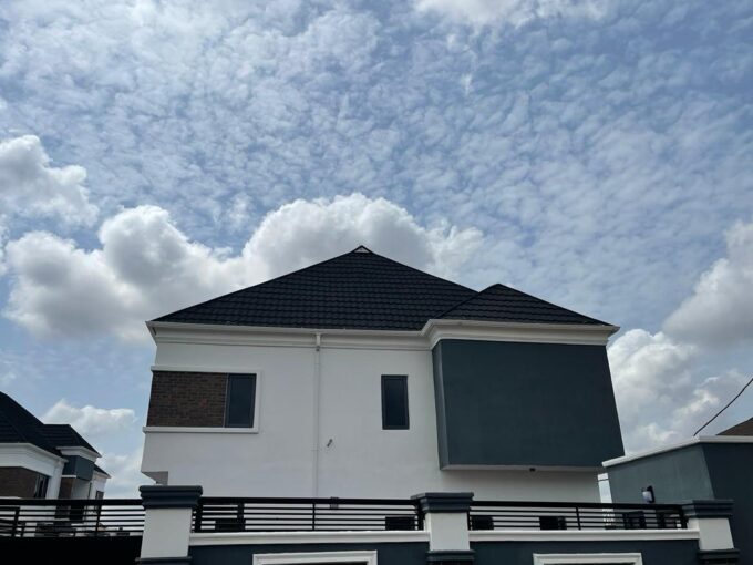 A 4 BEDROOM DUPLEX WITH A ROOM BQ AT KOLAPO ISHOLA GRA, IBADAN